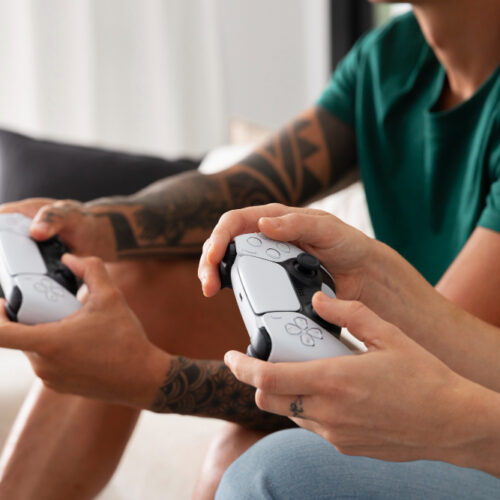 PlayStation 5: Ce este, ce caracteristici are și ce jocuri poți juca pe această consolă revoluționară