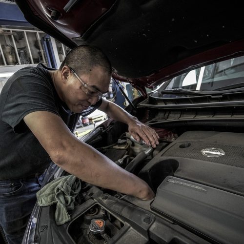Meserii din domeniul auto: de la mecanic la specialist electric