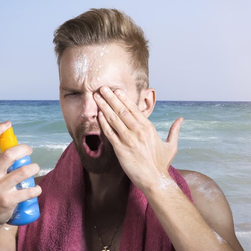 Cele mai frecvente greșeli când aplici crema cu SPF
