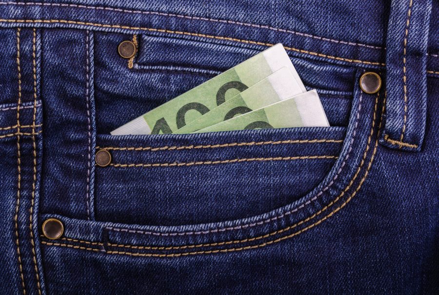 Salariul minim în România comparativ cu alte țări din Uniunea Europeană